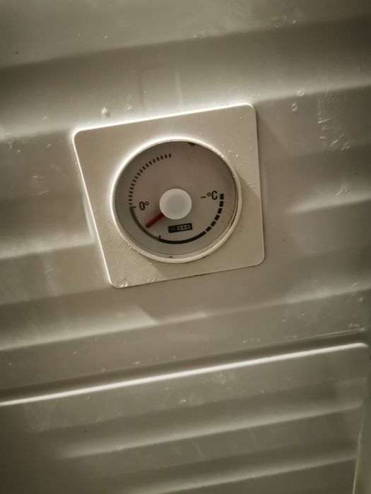 Хладилник с фризер SIEMENS