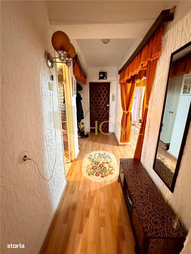 Vanzare apartament 4 camere, 2 bai, in Ploiesti, zona Parcul Aurora