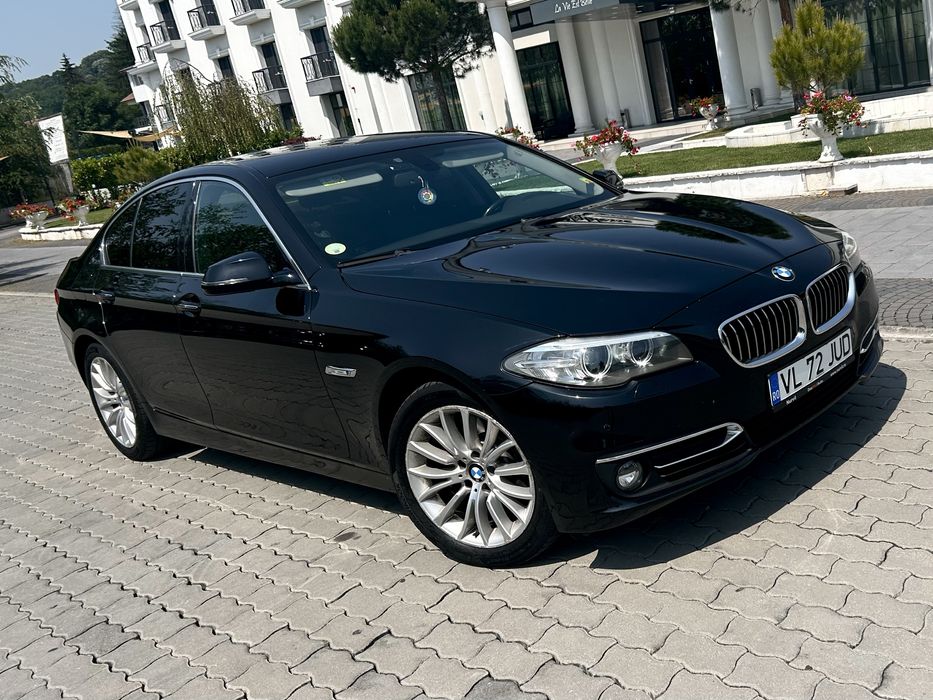 BMW 520D Facelift/190CP/X-Drive/Automat/Piele/Camera/Ambientale/Luxury