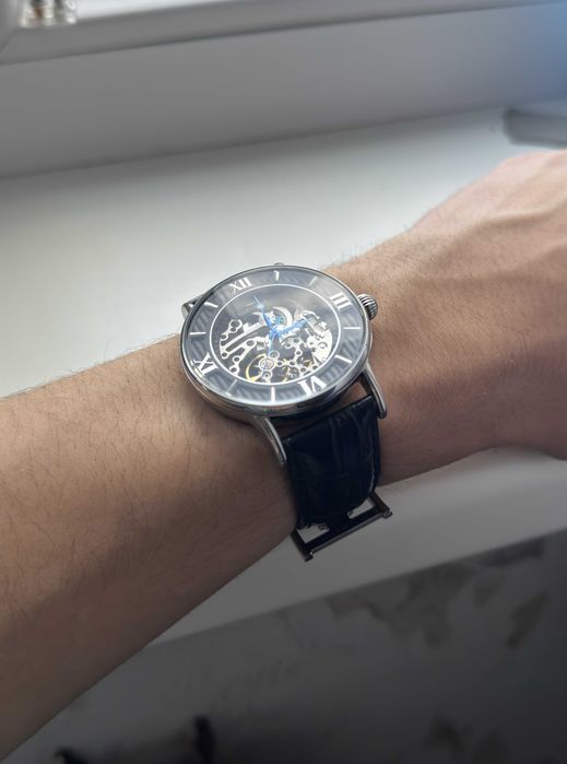 Thomas Earnshaw Skeleton