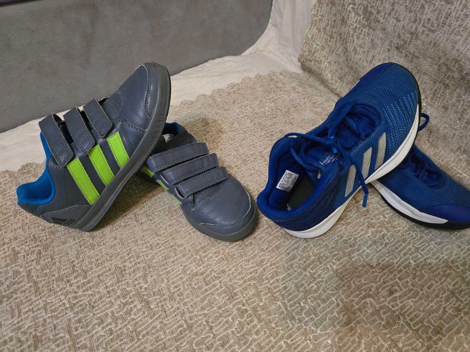 Adidași copii, marime 34, marca Adidas, stare foarte buna.