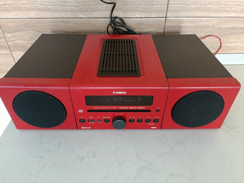 Yamaha MCR B 043 D, sistem audio, Bluetooth, CD, USB, FM radio, DAB