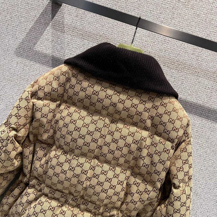 Geaca Gucci - calitate premium prezentare completa