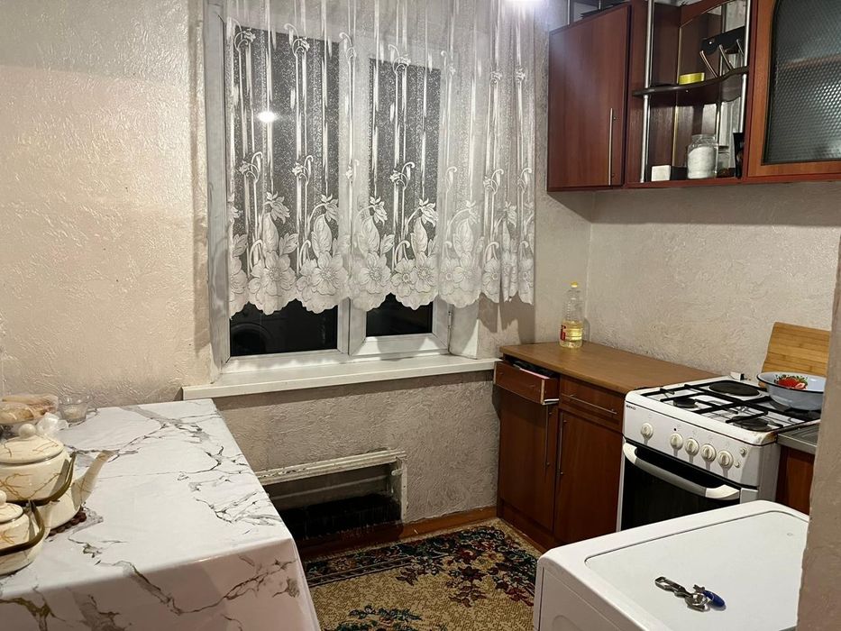 Сдаётся на долги срок семейным