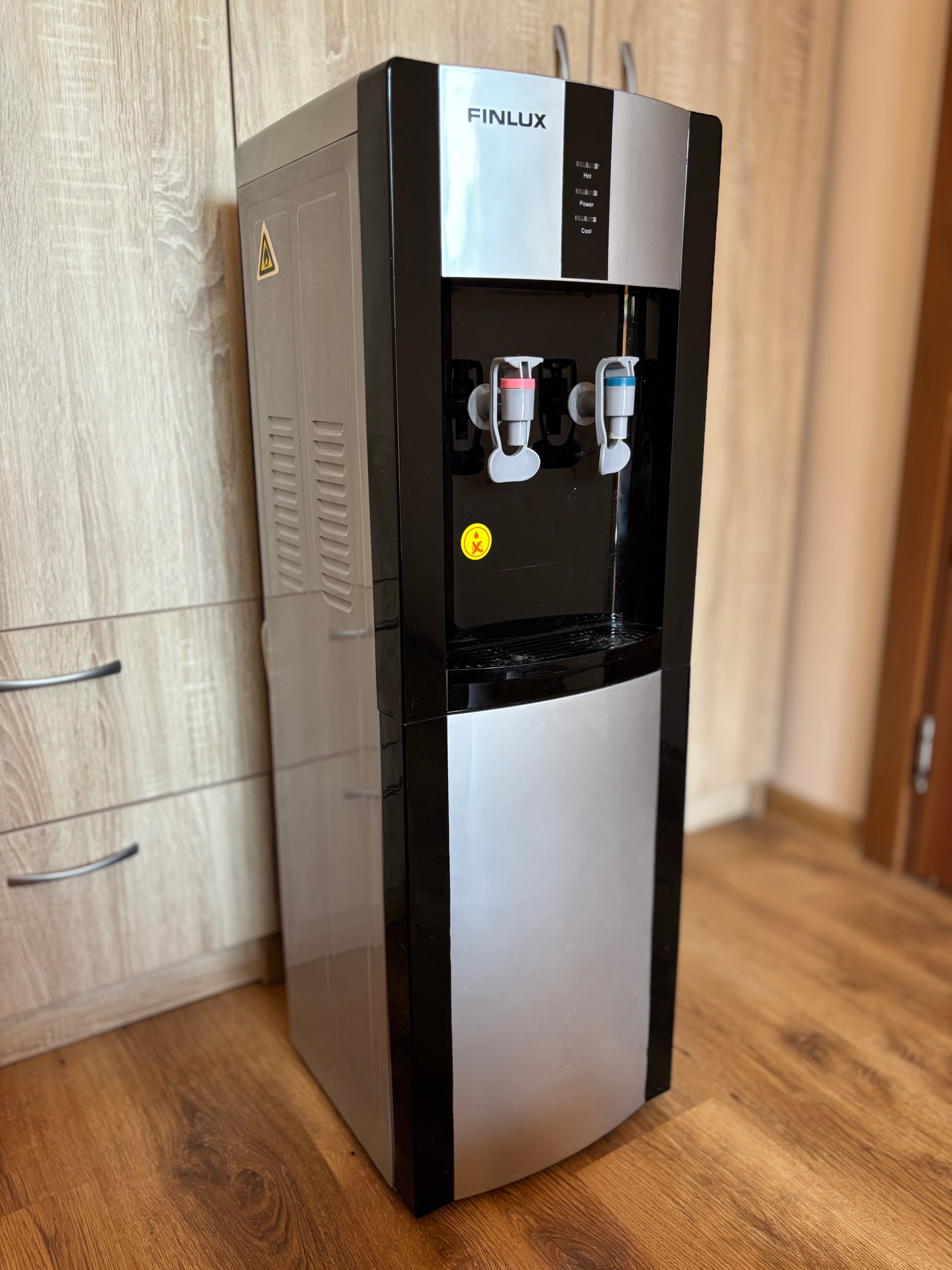 Диспенсър за вода Finlux FWD-2047F, 500 W
