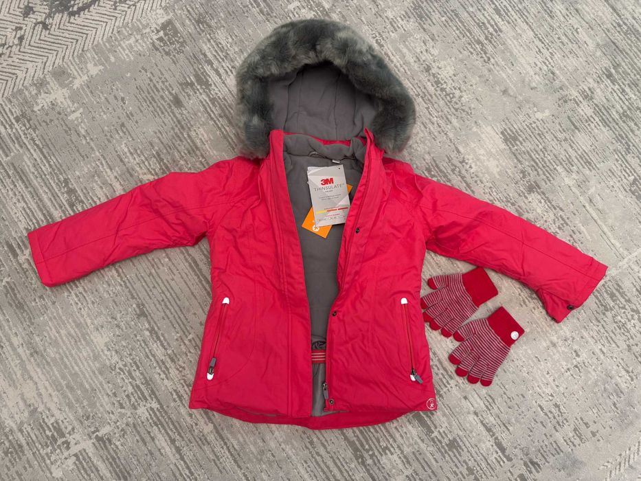 Куртка зимняя НОВАЯ на девочку