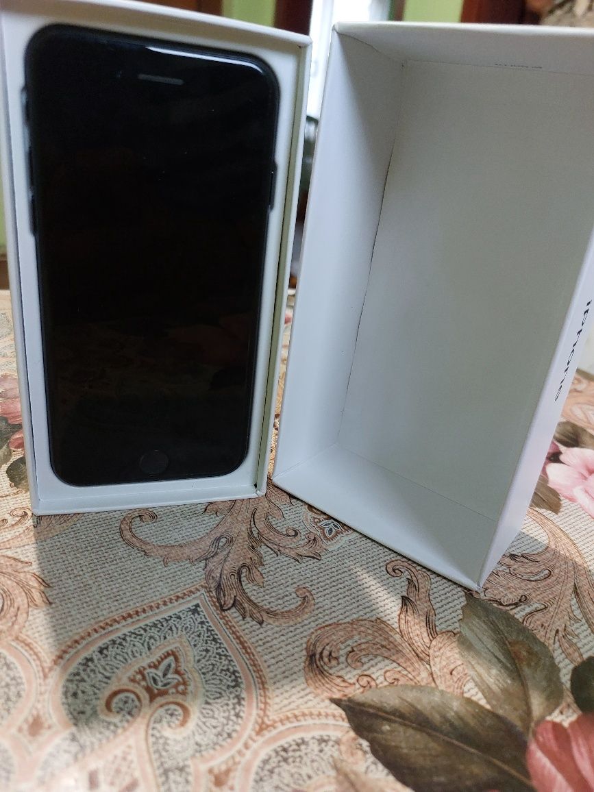 Iphone se 3 87% 128gb
