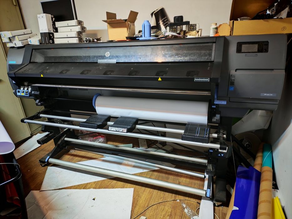 Hp latex 335 plotter