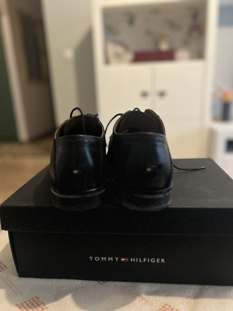 Официални мъжки обувки Tommy Hilfiger