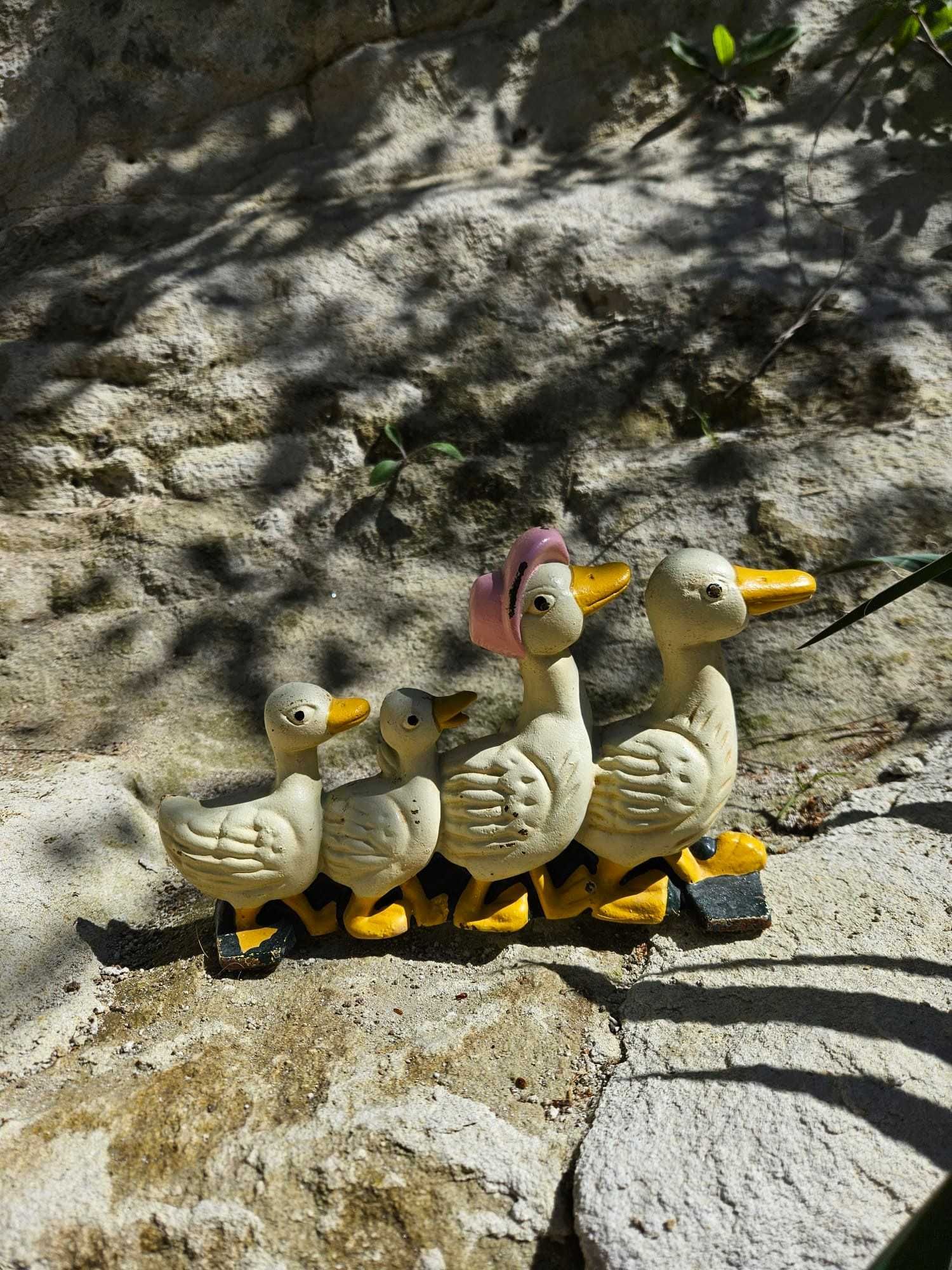 Antique duck family 60`Opritor Usa/ Decor - Fonta - Vintage Wonderland