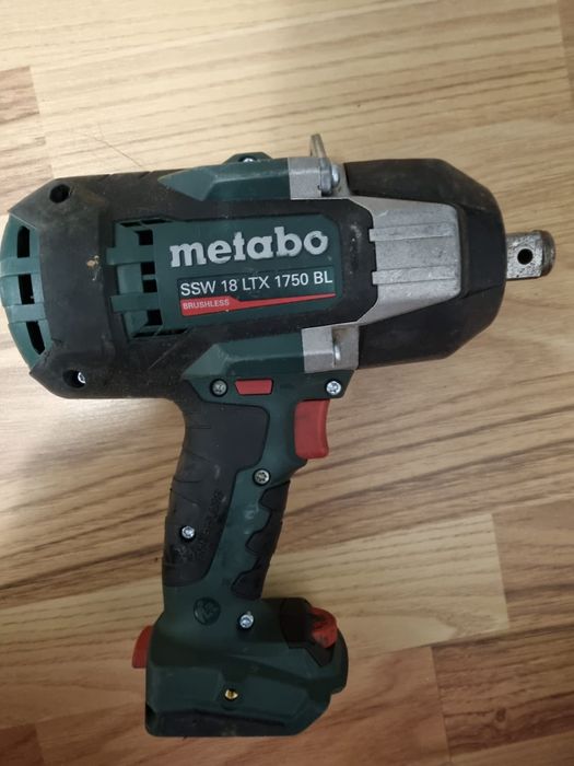 Vand scule defecte millwaukee, și Metabo