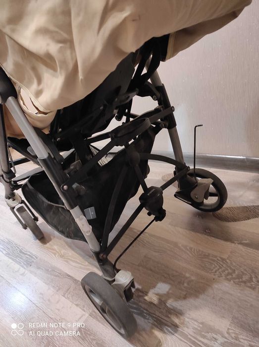продаю детскую коляску фирменную