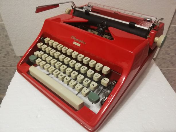 Mașina de scris Olympia sm 9
