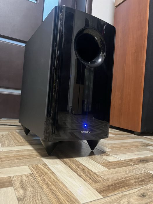 Subwoofer Onkyo KSW-501