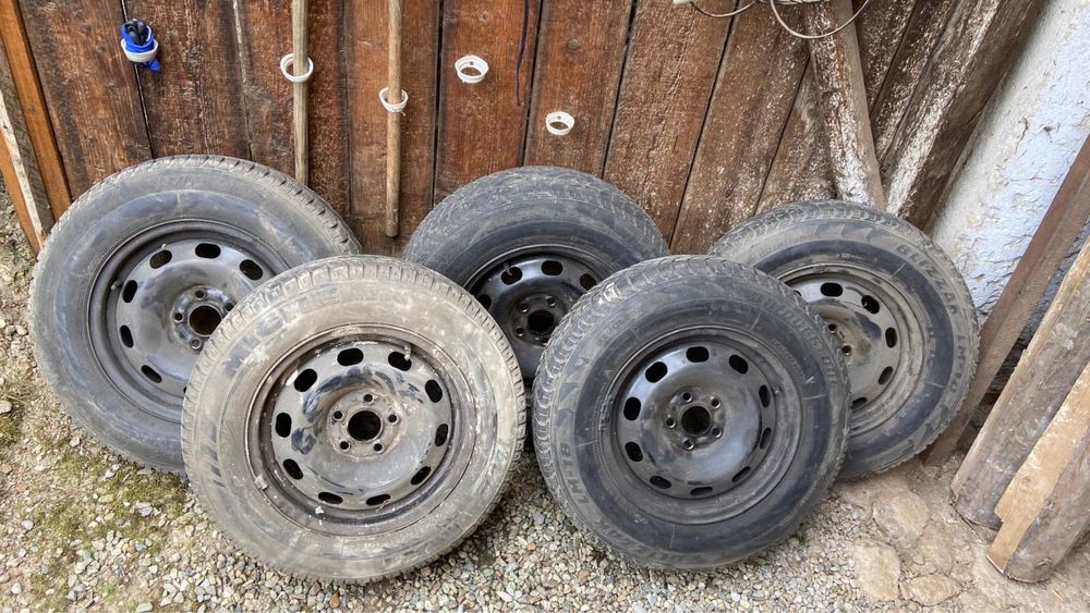 Cauciucuri cu jante Golf 4