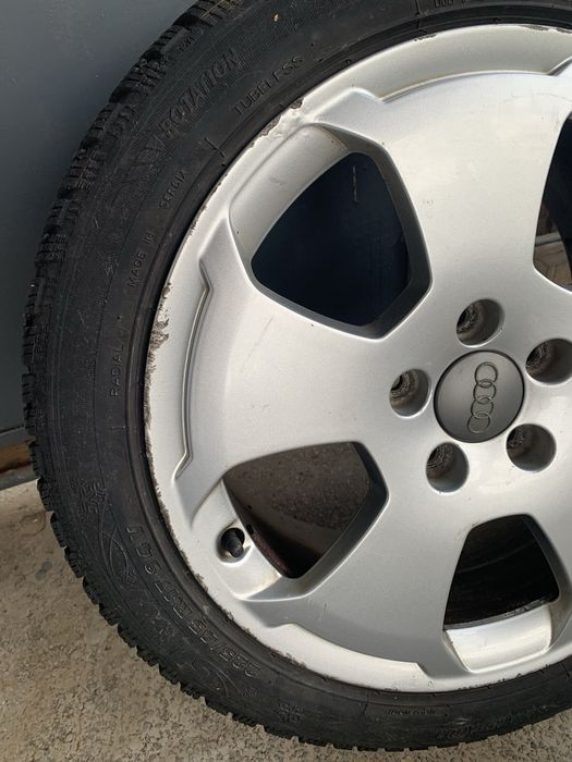 Джанти 17ки с зимни гуми  за Audi,VW,Skoda,