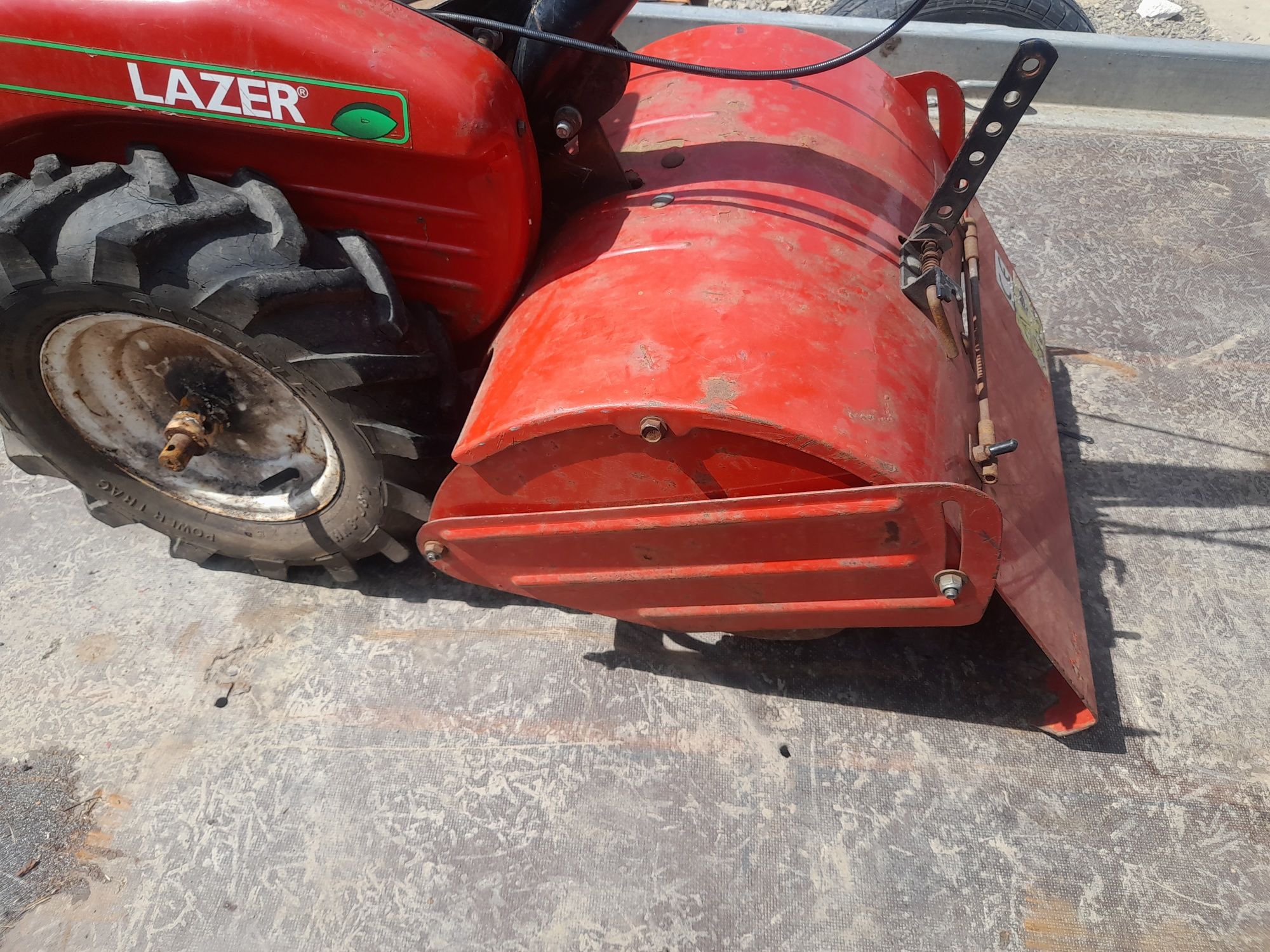 Motocultor laser