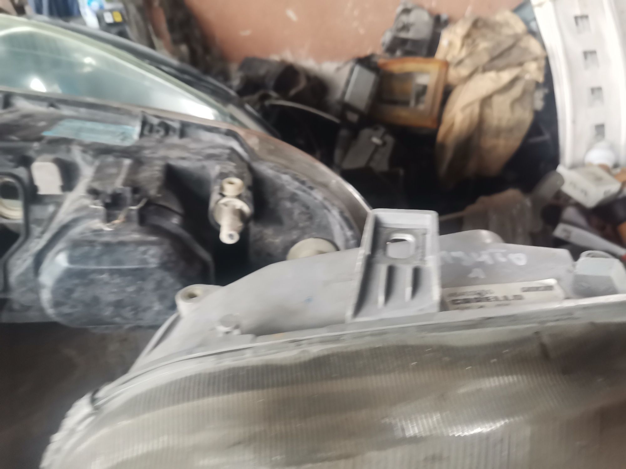 Оргинален Комплект фарове за фиат пунто 1 Fiat punto