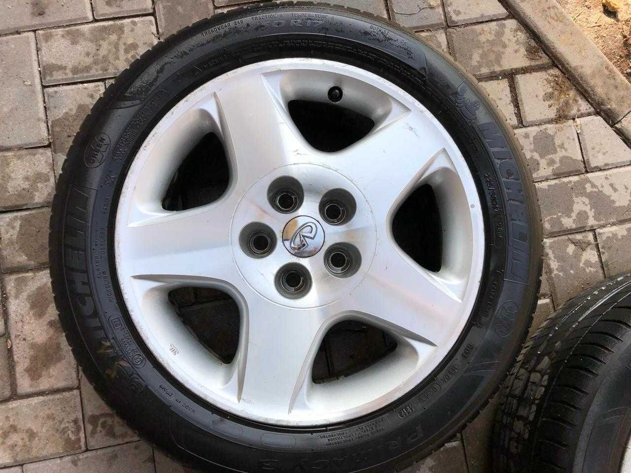 Летняя резина с дисками Michelin 225/50 R17 5x114.3.