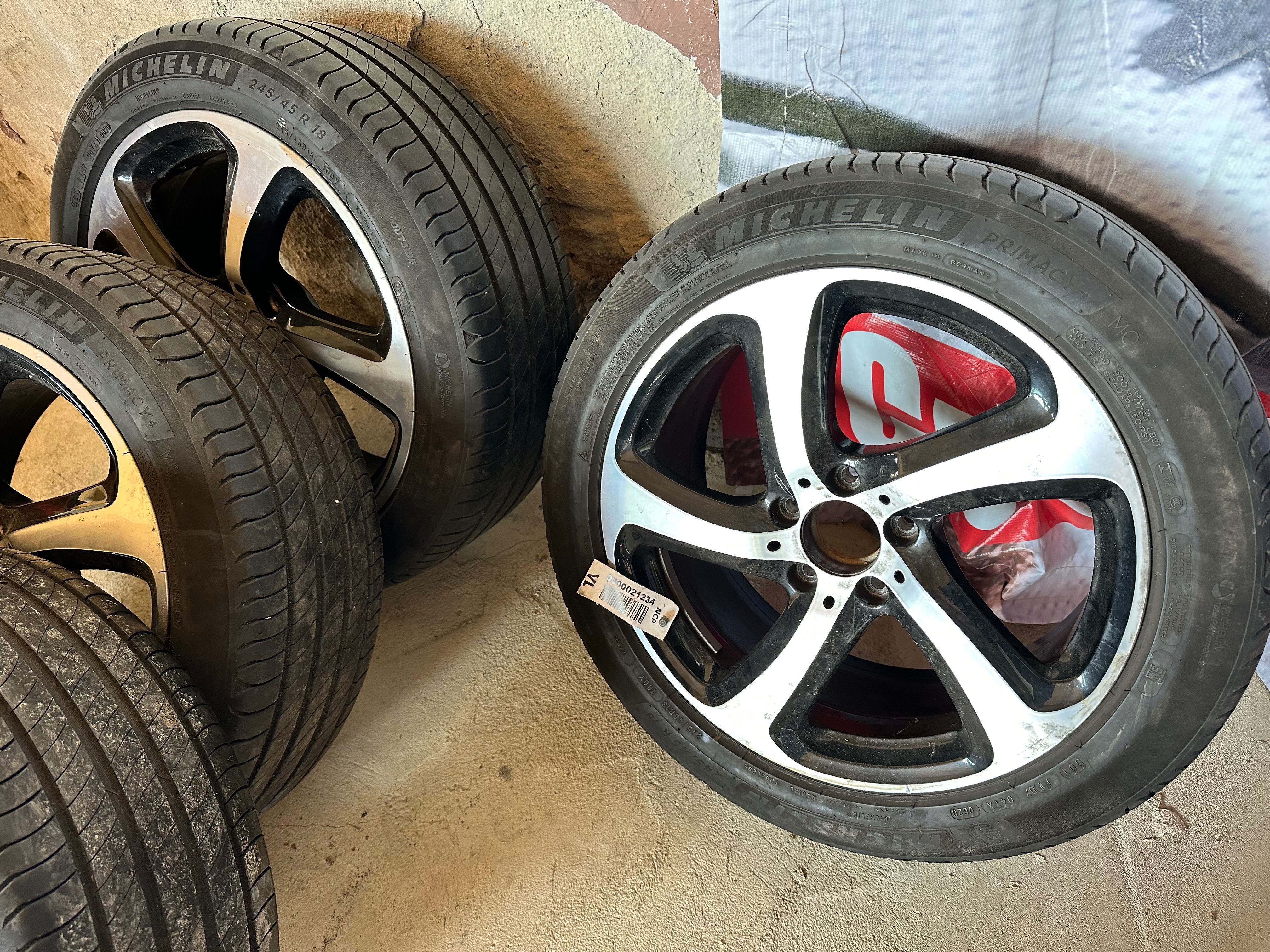 245 45 R18 Michelin DOT0920