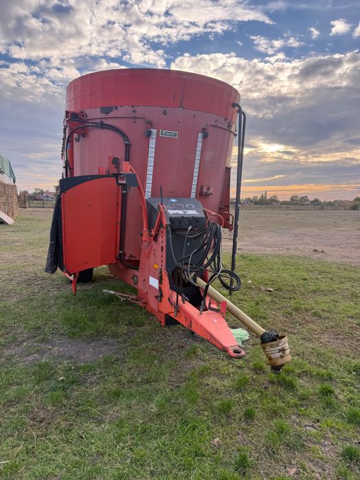 Remorca tehnologica kuhn