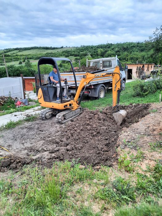 Închiriez miniexcavator + Camioneta 6.5 tone