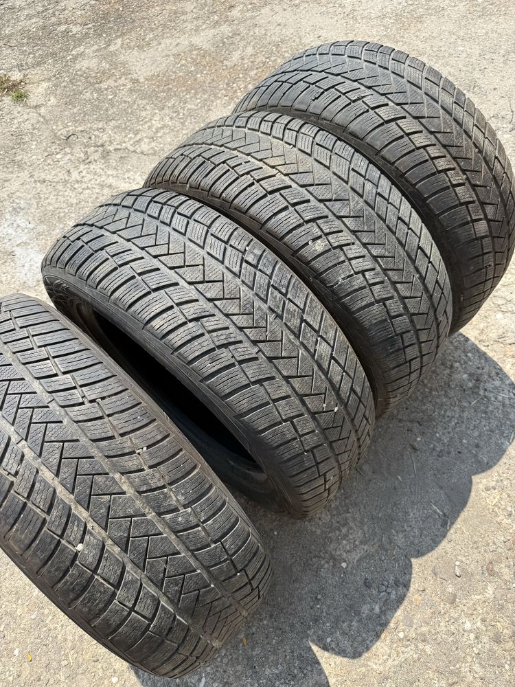 Зимни гуми Vredestein winrac pro 255/55 R19