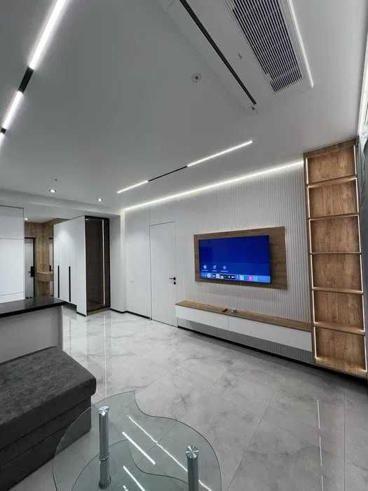 NRG U-TOWER 2/25/27 подключ 57м2 есть арендатор 1000: Дружба Народов