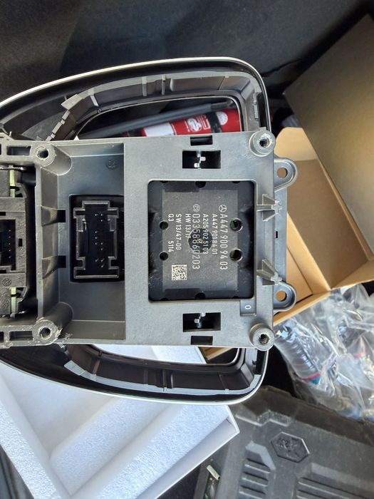 Мишка и медия за Mercedes V class -W447