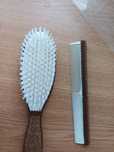 Set accesorii perie și pieptăn vintage colectie Franța 1970