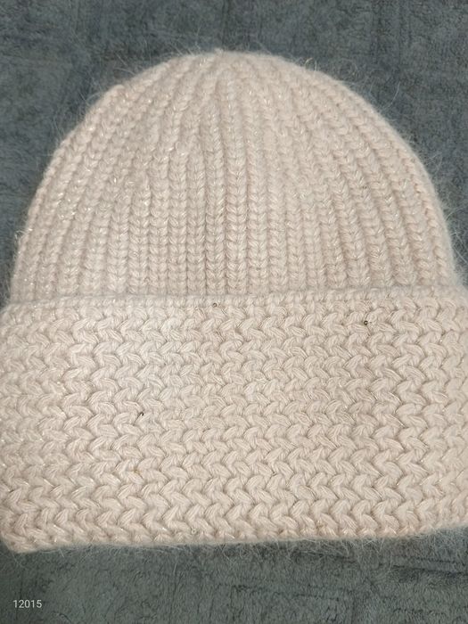 Женская шапка новая