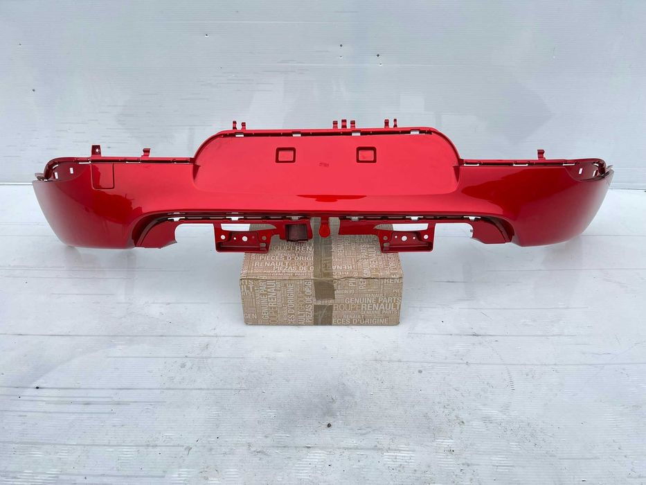 Bara spate Renault Megane 3 GT hatchback noua originala Renault