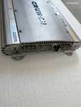 Vând statie mașină CRUNCH 480 cu subwoofer ICECUBE 225