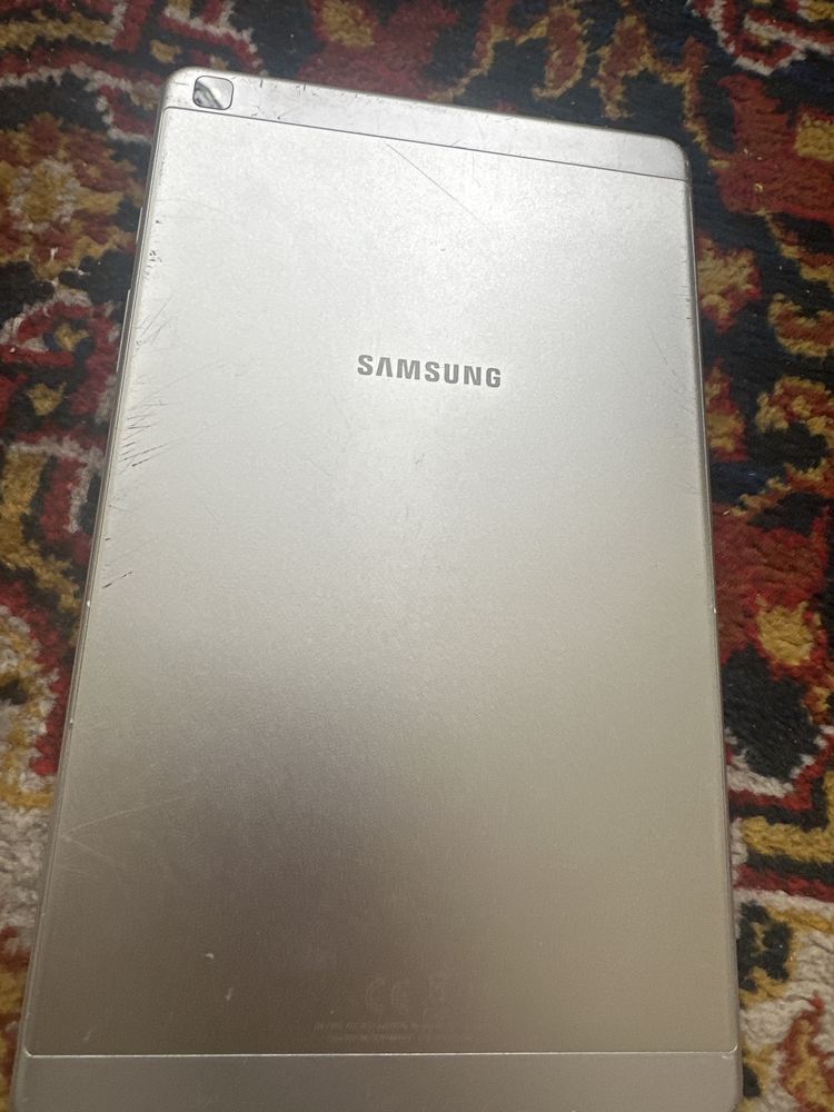 Планшет Galaxy tab сломанный