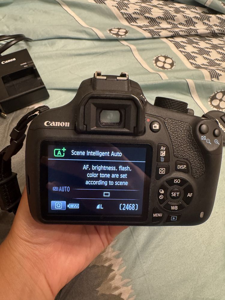 Фотоапарат Canon EOS 1200D