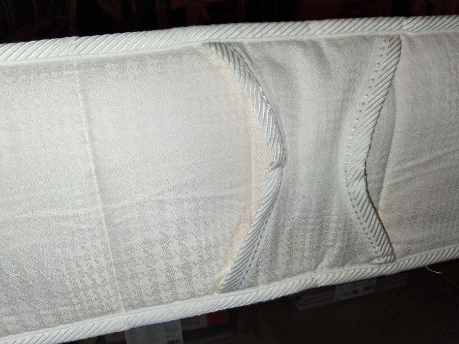 ЛАТЕКСОВ МАТРАК ЕКОН СТАНДАРТ ,подматрачна рамка и топ матрак