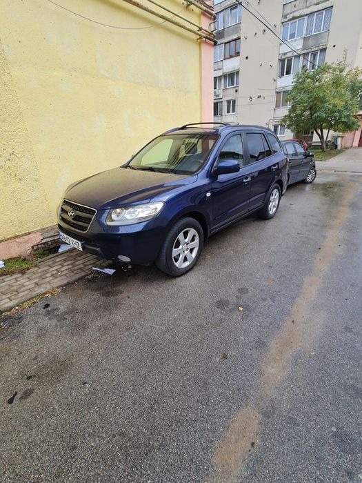 Vind hyundai santafe an 2008 22 diesel  4x4 acte la zi cu fiscal pe lo