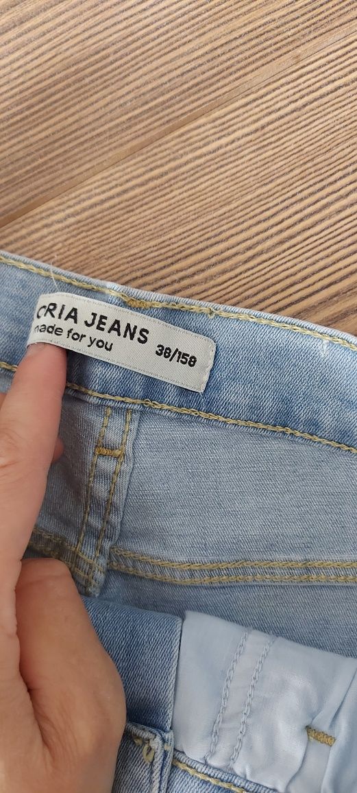 Продам шорты Gloria jeans