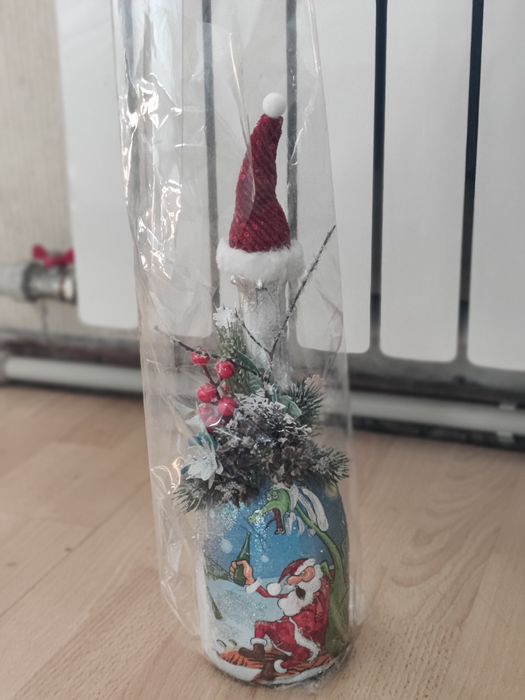 Декорированная новогодняя бутылка декупаж с дедом морозом, драконом