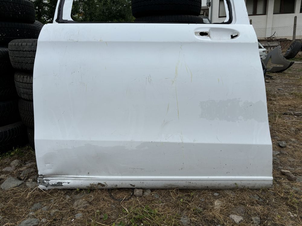 Врата Мерцедес Вито/Mercedes Vito W447