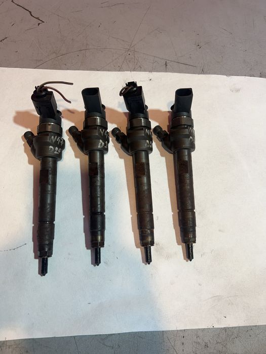 Injectoare BMW  2.0 D N47 cod 0445110 601