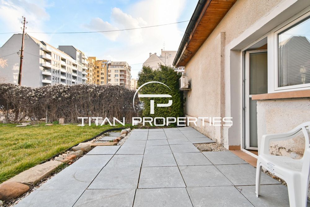 Дава се под наем Къща в София, Център - 150 кв.м за 1400 € - Снимка #1