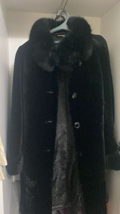 Шуба мутоновая  продам не дорого