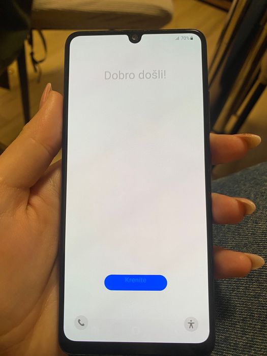 Телефон Samsung A32.