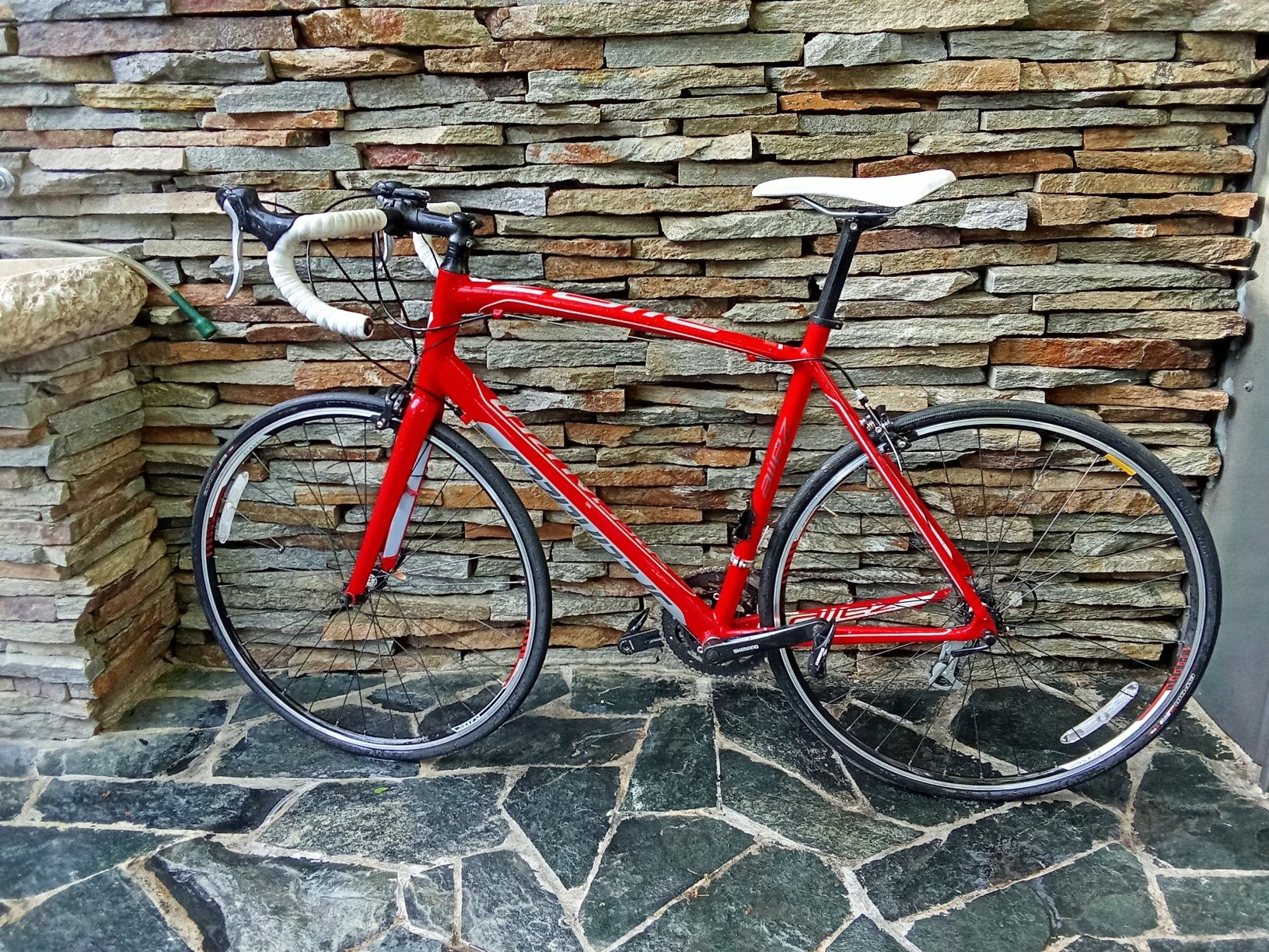 Велосипед колело алуминиев SPECIALIZED works пистов нов