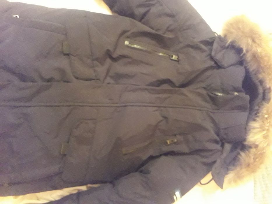 Продам куртку детскую