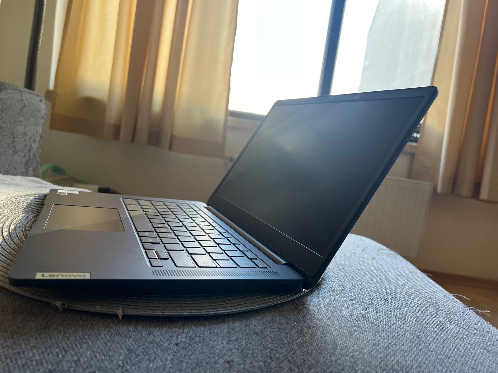 Лаптоп Lenovo IdeaPad 3 Chrome