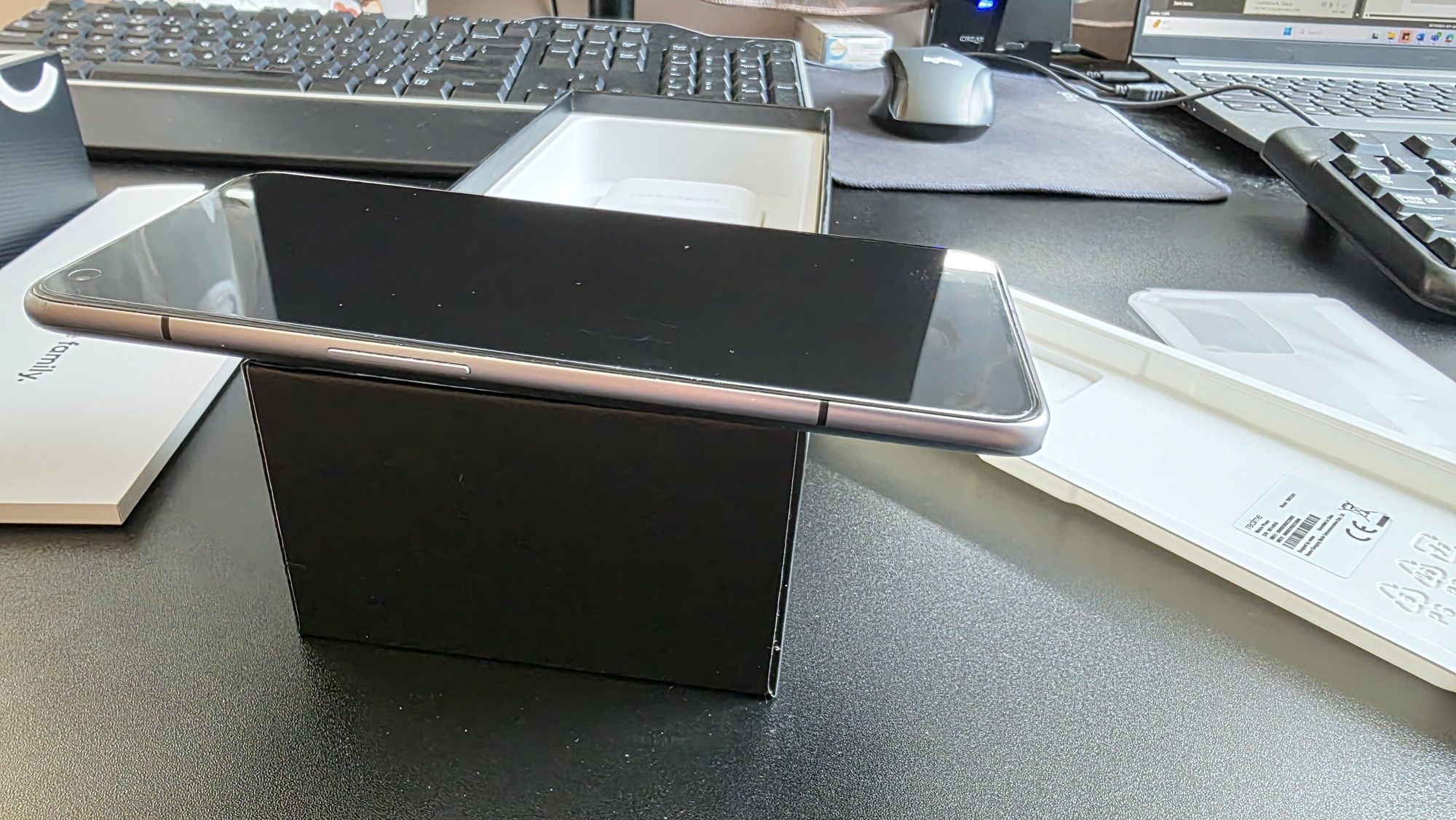 Продавам смартфон Realme GT2 Pro 256 GB