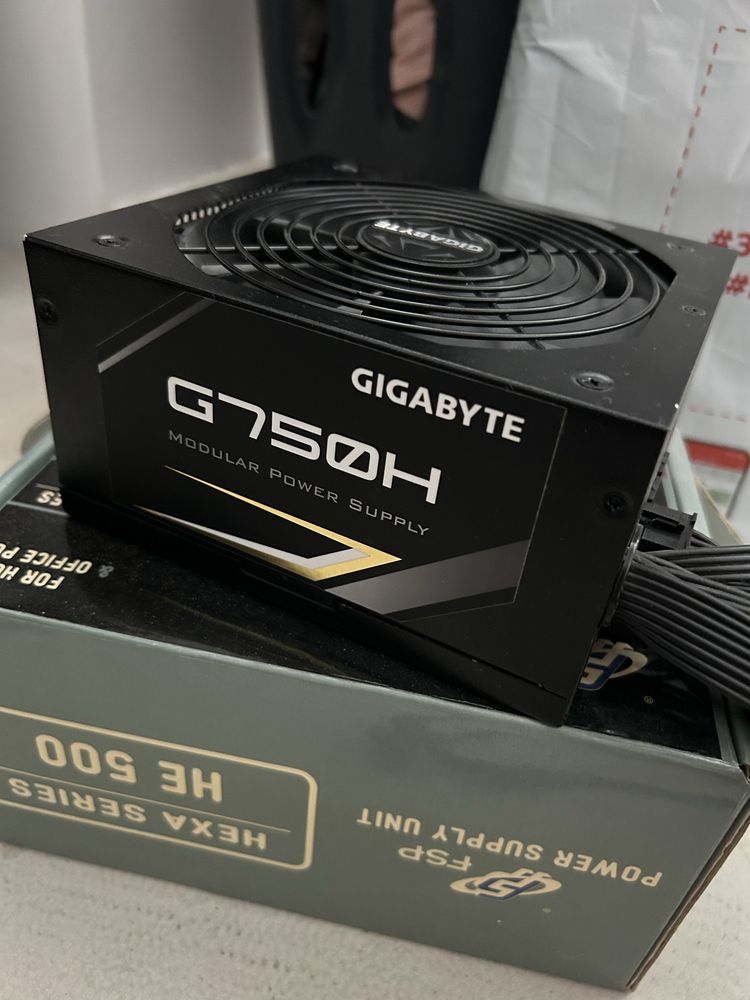 Sursa Gigabyte G750H 750 W, Gold, modulara, impecabila