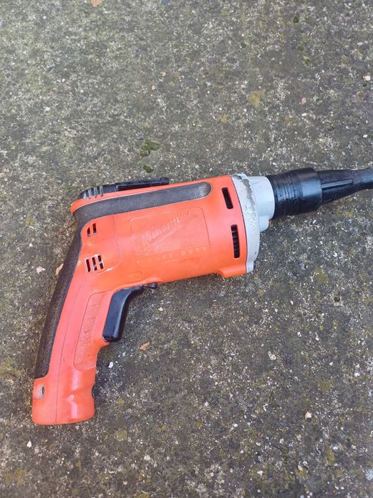 Електрически винтиверт Milwaukee